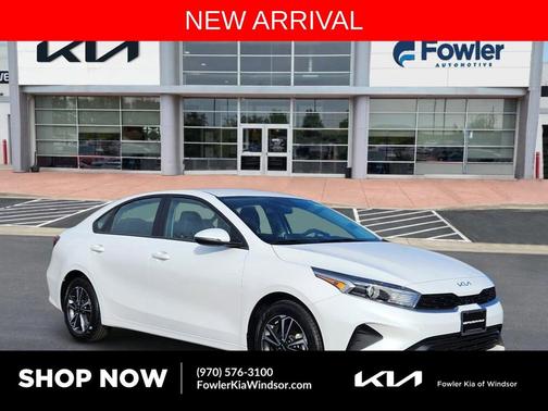 Snow White Pearl 2023 Kia Forte LXS