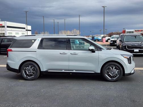 Ceramic Silver 2026 Kia Carnival SX