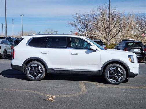 2025 Kia Telluride S