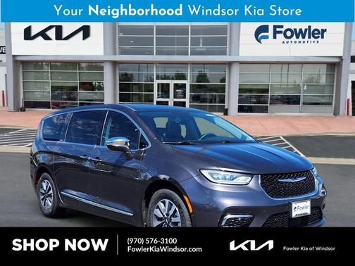 Granite Crystal Metallic Clearcoat 2022 Chrysler Pacifica Hybrid Limited