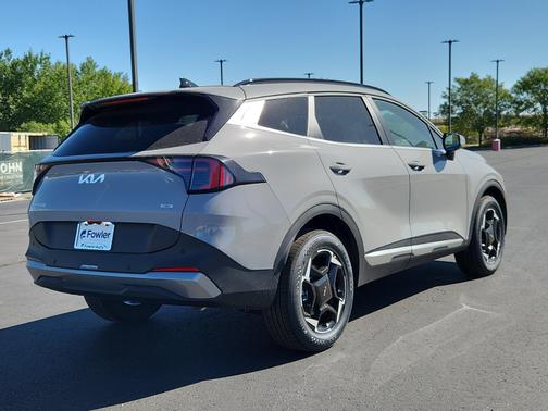 Wolf Gray 2027 Kia Sportage Hybrid EX