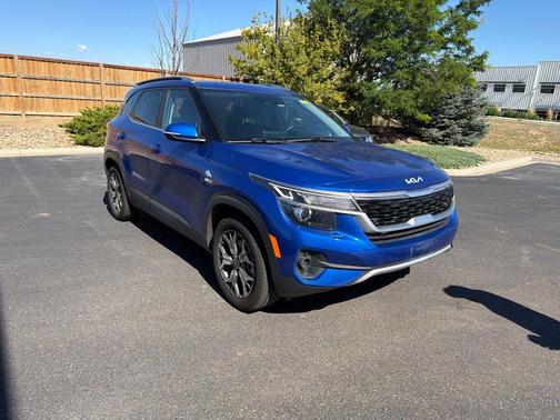Neptune Blue 2022 Kia Seltos EX