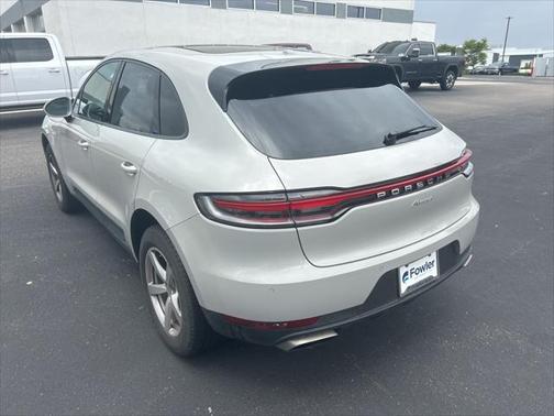 2021 Porsche Macan Base