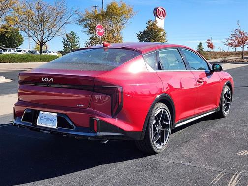 2025 Kia K4 GT-Line