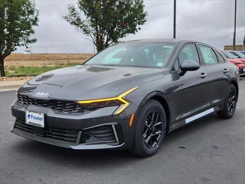 2025 Kia K5 LXS