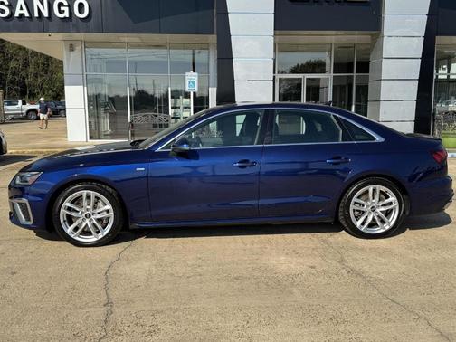 2023 Audi A4 45 S line Premium Plus