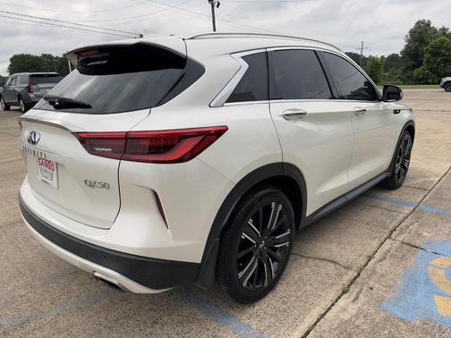 2021 INFINITI QX50 Luxe