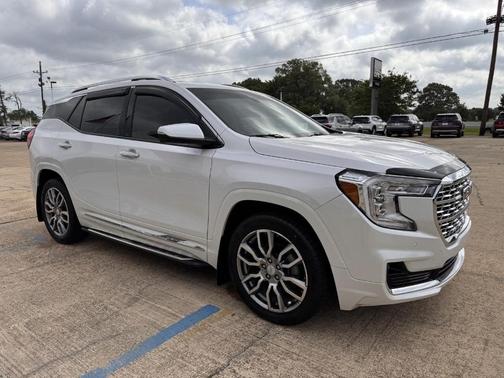 2022 GMC Terrain Denali