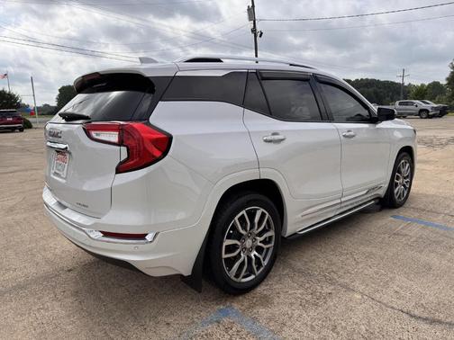 2022 GMC Terrain Denali