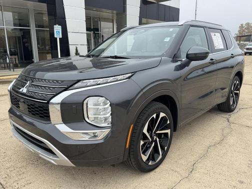 2024 Mitsubishi Outlander SEL