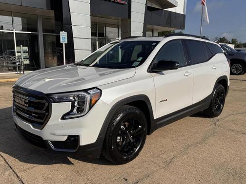 2022 GMC Terrain AT4