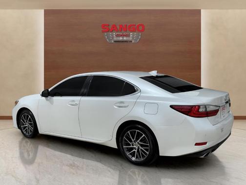 2017 Lexus ES 350 Base