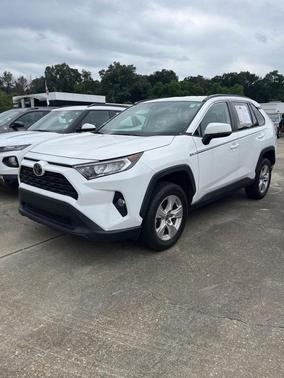 2021 Toyota RAV4 XLE