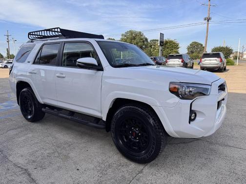 2023 Toyota 4Runner SR5 Premium