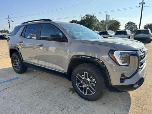 2026 GMC Terrain AWD AT4