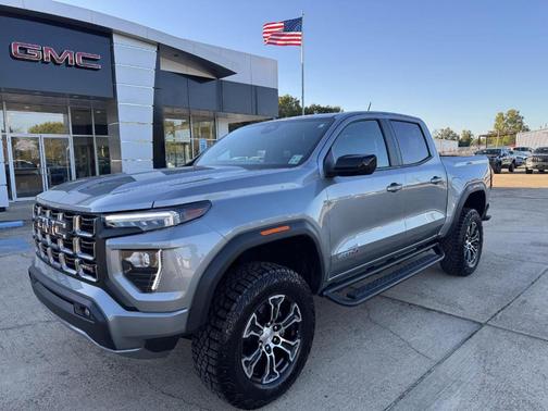 2024 GMC Canyon AT4