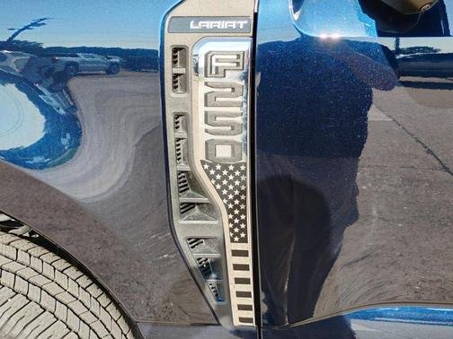 Antimatter Blue Metallic 2024 Ford F-250 Lariat
