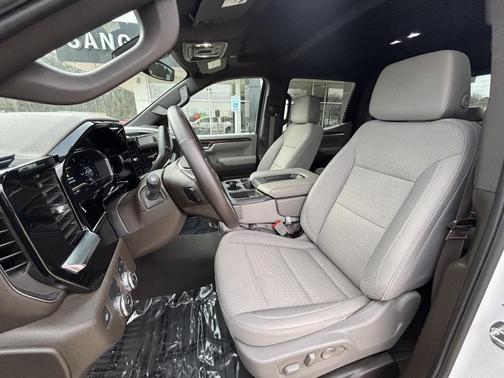 2024 GMC Sierra 1500 SLE