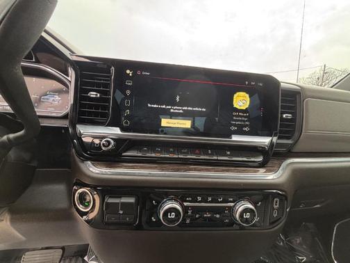 2024 GMC Sierra 1500 SLE