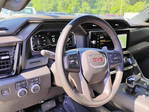 Summit White 2025 GMC Sierra 1500 AT4