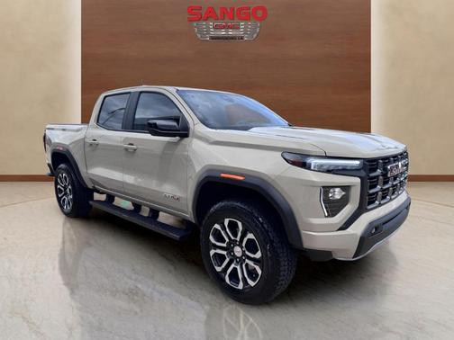 2023 GMC Canyon AT4