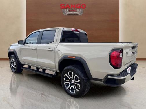 2023 GMC Canyon AT4