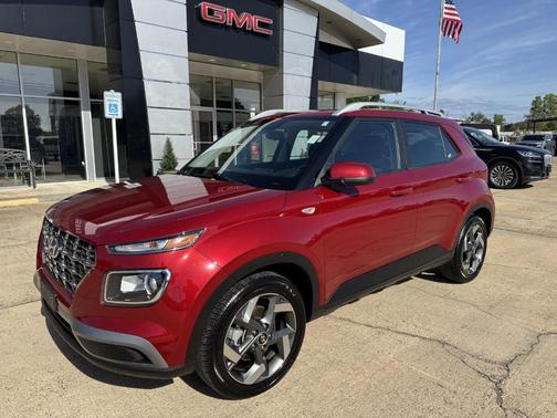 2025 Hyundai VENUE SEL