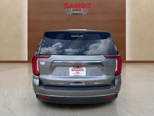 2021 GMC Yukon XL AT4