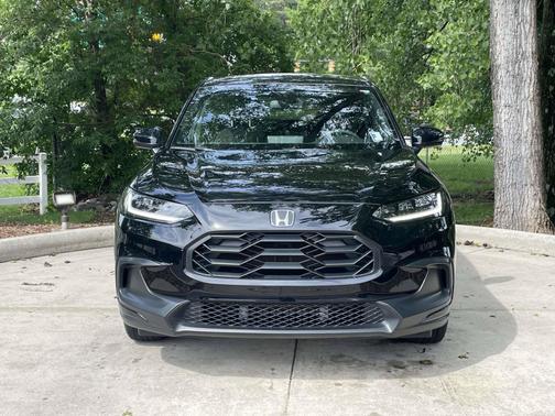 Crystal Black Pearl 2023 Honda HR-V