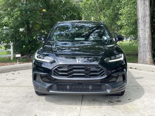Crystal Black Pearl 2023 Honda HR-V