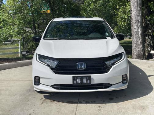 Platinum White Pearl 2024 Honda Odyssey