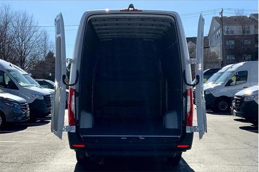 2025 Mercedes-Benz Sprinter 2500 High Roof