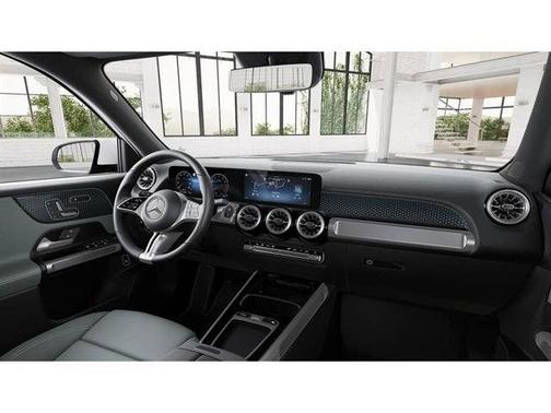 Polar White 2026 Mercedes-Benz GLB 250 4MATIC