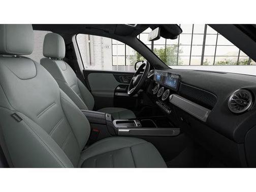 Polar White 2026 Mercedes-Benz GLB 250 4MATIC