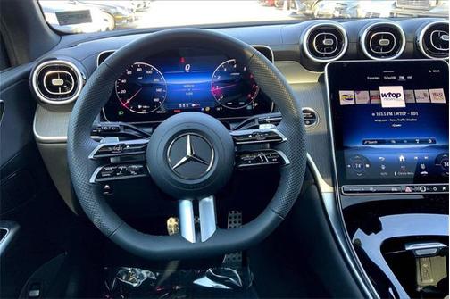 2025 Mercedes-Benz GLC 300 4MATIC