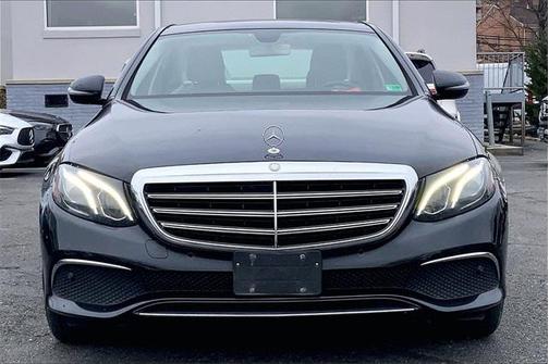 2017 Mercedes-Benz E-Class 4MATIC