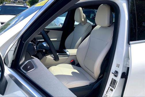 White 2026 Mercedes-Benz GLC 300 4MATIC