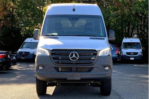 2024 Mercedes-Benz Sprinter 2500 4MATIC