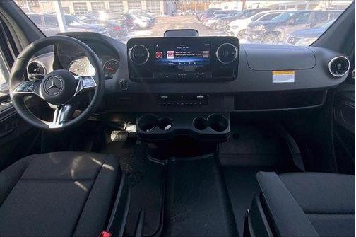 2026 Mercedes-Benz Sprinter 2500 Passenger 170 WB