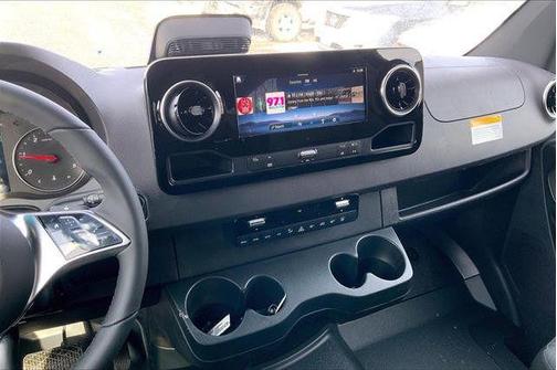 2026 Mercedes-Benz Sprinter 2500 Passenger 170 WB