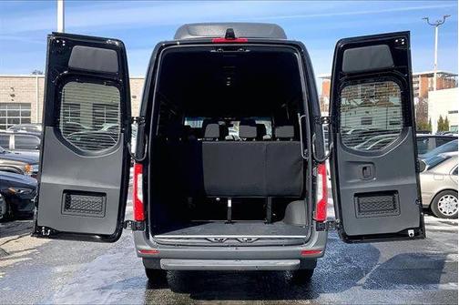 2026 Mercedes-Benz Sprinter 2500 Passenger 170 WB