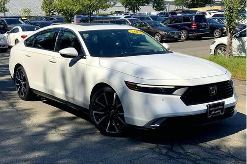 2025 Honda Accord Hybrid Touring