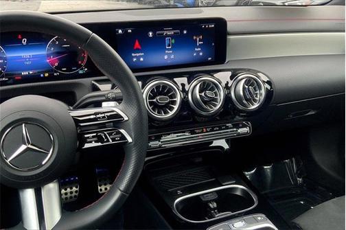 2025 Mercedes-Benz CLA 250 4MATIC