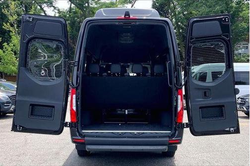 Obsidian Black 2026 Mercedes-Benz Sprinter 2500 Passenger 170 WB