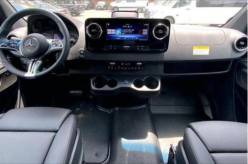 Obsidian Black 2026 Mercedes-Benz Sprinter 2500 Passenger 170 WB