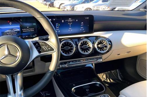 2025 Mercedes-Benz CLA 250 4MATIC