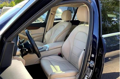 2021 Mercedes-Benz GLC 300 4MATIC