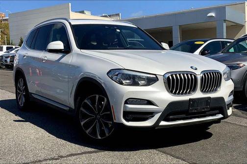 White Metallic 2019 BMW X3 xDrive30i