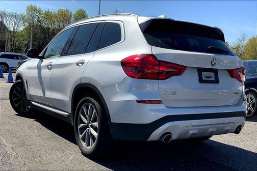 White Metallic 2019 BMW X3 xDrive30i