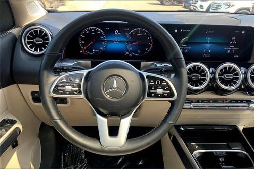 2023 Mercedes-Benz GLB 250 4MATIC